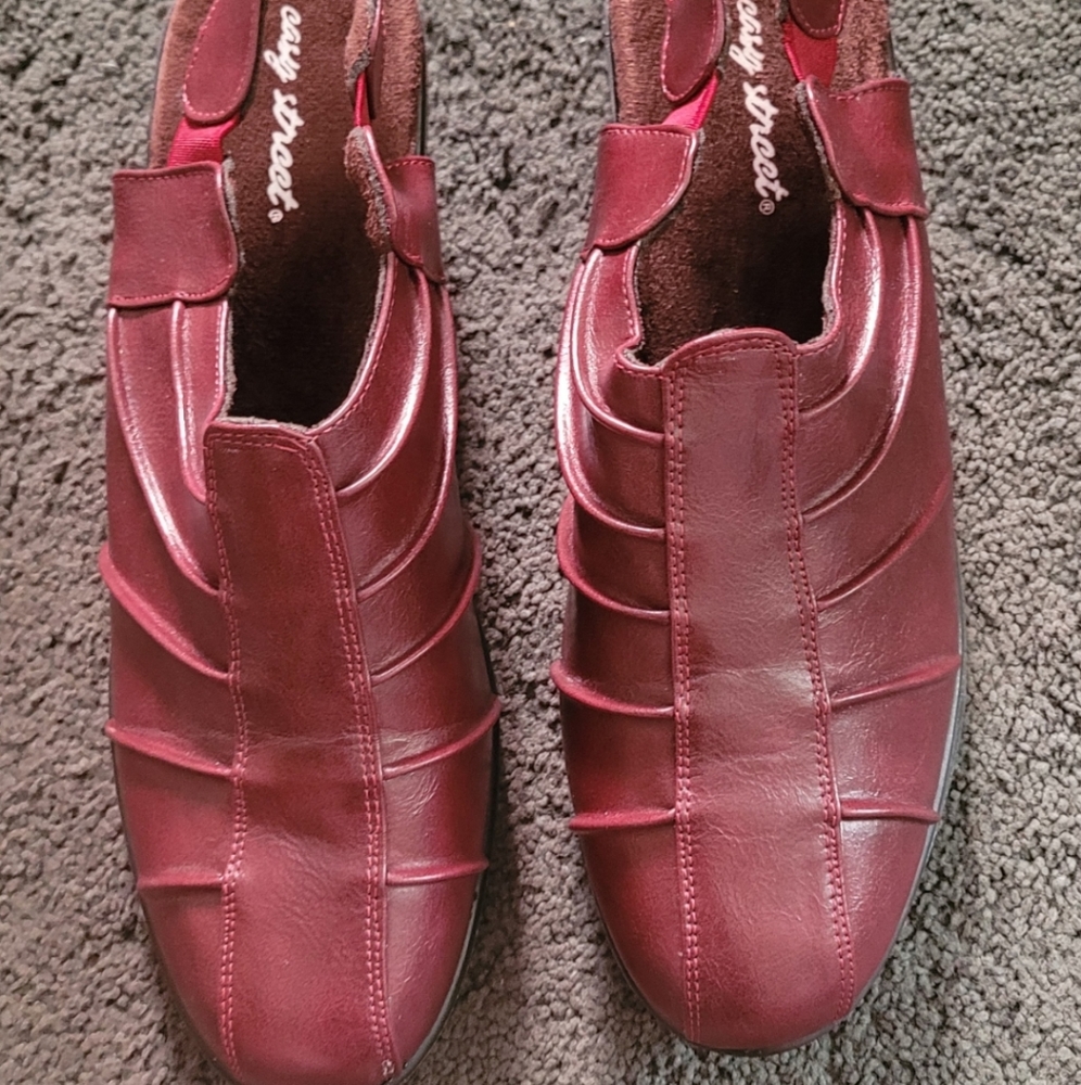 Say Shoot leather slip on shoes BNWOT 10